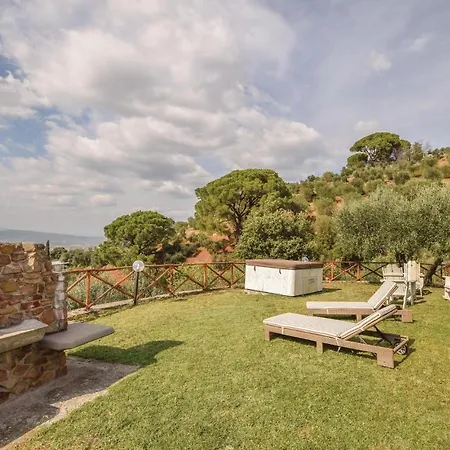 Holiday home Maia Scarlino